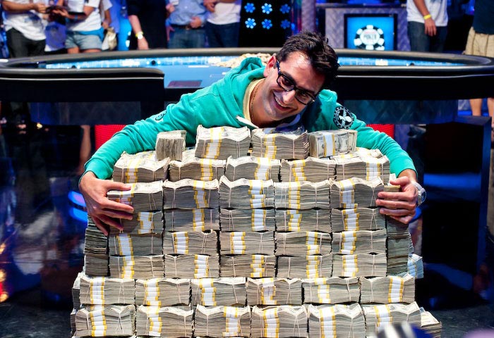Có bao nhiêu % các bet thủ Poker thực sự kiếm ra tiền