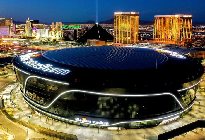 1,7 triệu người hâm mộ tham dự các sự kiện thể thao, casino và âm nhạc tại Sân vận động Allegiant ở Las Vegas